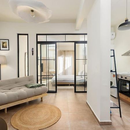 Japandi Style Flat In Thessaloniki City Center Екстер'єр фото