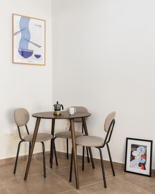 Japandi Style Flat In Thessaloniki City Center Екстер'єр фото